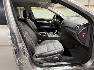 Mercedes C-klasse C180K 115kW Automaat Bussines Clas Avantgarde picture 30