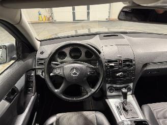 Mercedes C-klasse C180K 115kW Automaat Bussines Clas Avantgarde picture 33