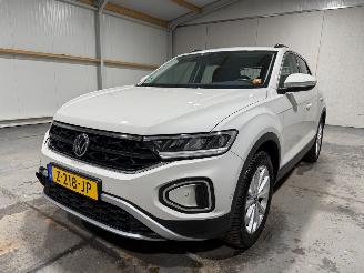 Volkswagen T-Roc 1.5TSI 110kW Automaat Life Business picture 15