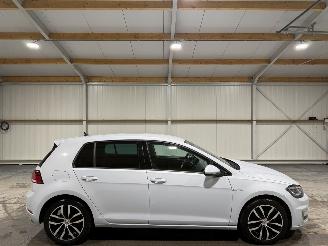 skadebil auto Volkswagen e-Golf E-Golf 36kWh 100KW 2018/4