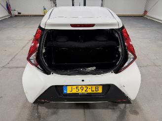Toyota Aygo 1.0 VVT-i 53KkW x-fun picture 19