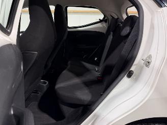 Toyota Aygo 1.0 VVT-i 53KkW x-fun picture 29