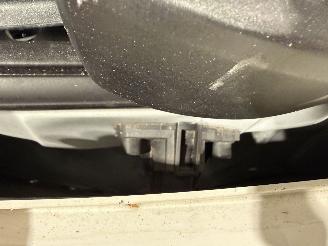 Toyota Aygo 1.0 VVT-i 53KkW x-fun picture 24