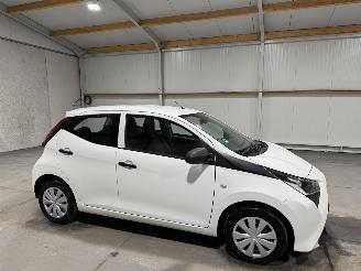 Toyota Aygo 1.0 VVT-i 53KkW x-fun picture 2