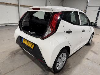 Toyota Aygo 1.0 VVT-i 53KkW x-fun picture 16