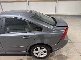 Volvo S-40 2.0 107kW Limited Edition picture 17