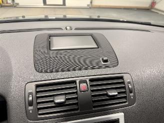 Volvo S-40 2.0 107kW Limited Edition picture 33