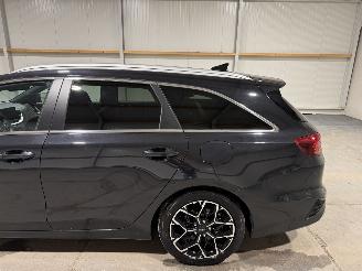 Kia Ceed 1.5 T-GDi 103kW GT-PlusLine  Panoramadak picture 24
