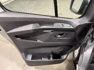Renault Trafic 52kWh E-Tech T29 L2 HAdvance picture 34