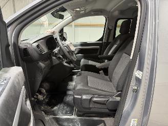 Opel Vivaro 2.0D 106kW D.C. 145 L3 picture 24