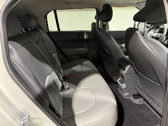 Kia EV3 81.4kWh 150kW Advanced Plus picture 33