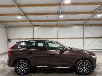 Damaged car Volvo Xc-60 2.0 184kW Automaat B5 Inscription 2020/11