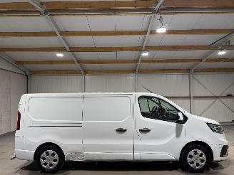 krockskadad bil bedrijf Renault Trafic E-Tech 52kWh 90kW L2 Comfort 2024/7