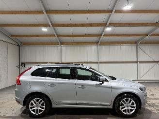 krockskadad bil auto Volvo Xc-60 2.0D4 140kW Airco FWD Polar+ Camera 2017/4