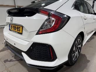 Honda Civic 1.0 i-VTEC 93kW Comfort picture 19