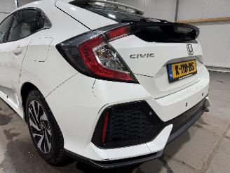 Honda Civic 1.0 i-VTEC 93kW Comfort picture 17