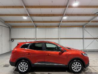 krockskadad bil auto Renault Kadjar 1.2TCE 96kW Intens 2016/4