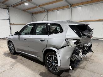 BMW iX1 67kWh 225kW Xdrive AWD picture 11