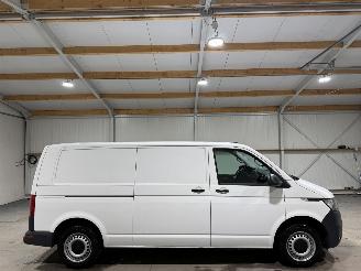 krockskadad bil bedrijf Volkswagen Transporter 2.0TDI 110kW L2H1 Comfortline 2021/1