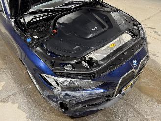BMW i4 84kWh 250kW Edrive40 High Executive Luchtvering picture 23