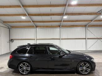 Vaurioauto  passenger cars BMW 3-serie 320i 135kW Automaat M Sport Edition 2019/1