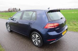skadebil auto Volkswagen Golf E Edition Automaat 57.000km nap Elektrisch  [ splinter nieuw vol optie Camera Navigatie clima 2019/7