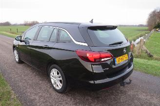 Opel Astra SPORTS TOURER+ 1.0 77kw 105pk  Business+  Euro 6 Navigatie Clima  2016 picture 5