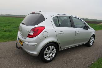 Unfallwagen Opel Corsa 1.3 CDTI 95pk Eco Flex 5 drs Cosmo 2010 Airco 2010/8