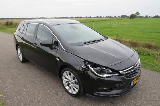 Opel Astra SPORTS TOURER+ 14 150PK  INNOVATION SPORT Camera Navigatie Clima  2018 picture 3