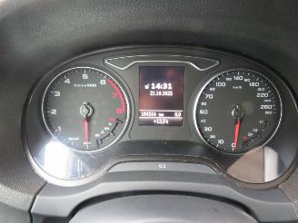 Audi A3 SPORTBACK 1.0 TFSI  104.000km nap 5drs Sport Edition  2018-07 [ topstaat picture 3