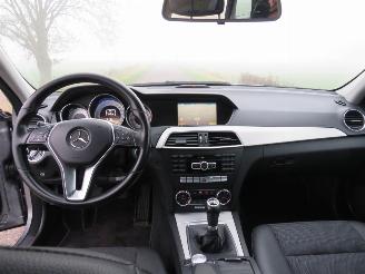 Mercedes C-klasse 220 CDI 170pk Business Avangarde  2012 Estate navigatie  leer camera [ schadevrij picture 2