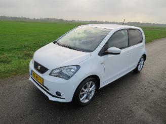 Unfallwagen Seat Mii 10. 5Drs Sport Connect  76.000km nap navigatie Sensoren 2017  Airco  [ nieuwstaat 2017/11