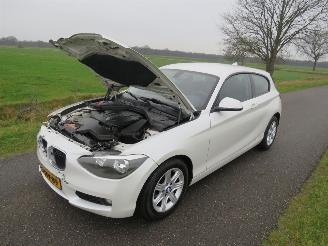BMW 1-serie 118 Diesel 143pk 6 Bak Navigatie Airco 2014  [ Model 2015  [parelmoer picture 10