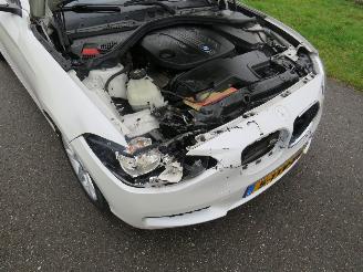 BMW 1-serie 118 Diesel 143pk 6 Bak Navigatie Airco 2014  [ Model 2015  [parelmoer picture 16