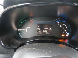 Dacia Spring Comfort plus 5drs Automaat  Elektrische 21.000km nap Camera Leer Navigaie 2023 nieuwstaat picture 7