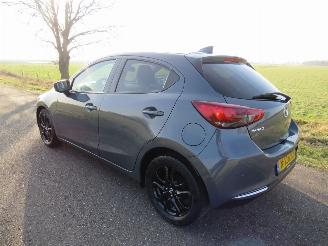 skadebil auto Mazda 2 1.5 Hybride Elektrisch Benzine  ky activ-G Signature Camera / Navi / CarPlay / DAB / Stoel-Stuur Verwarming 2020/8
