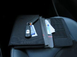 Mazda 2 1.5 Hybride Elektrisch Benzine  ky activ-G Signature Camera / Navi / CarPlay / DAB / Stoel-Stuur Verwarming picture 9