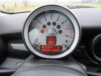 Mini Mini COOPER CLUBMAN 1.6 120pk Leer Stoelverwarming schuifdak schadvrij 2008 picture 12