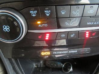 Ford Puma 1.0 ST Line X Hybride Benzine Elektrisch  40.000Km picture 6