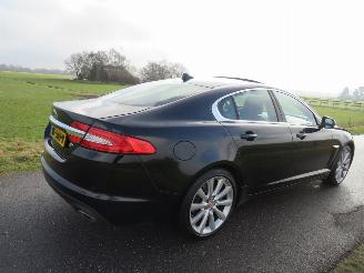 Jaguar XF 2.2 S.R Sport LE  200pk Automaat  2015 vol optie picture 5