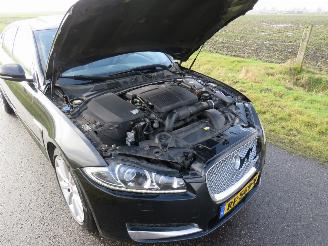 Jaguar XF 2.2 S.R Sport LE  200pk Automaat  2015 vol optie picture 23
