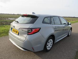 škoda osobní automobily Toyota Corolla Toyota Corolla - Touring Sports 1.8 Hybrid Elektrisch benzine 90.000km 2020/8