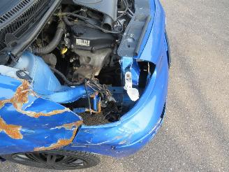 Toyota Aygo 1.0 12v 5Drs 135.000km  NAP Airco Dynamic Blue 2010 [ eerste eigenaar picture 22