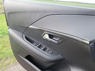 Peugeot 208 1.2 Pure Tech 100 Allure  3.000km  splinter nieuw  5drs Camera Leer Sport stoelen 2025 picture 29