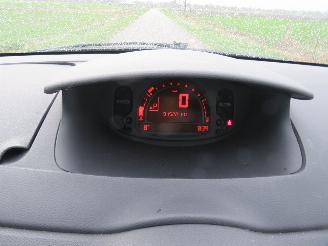 Renault Modus 1.6 16v Automaat  91.000km nap 5drs Mpv Airco  [ van opa geweest picture 4