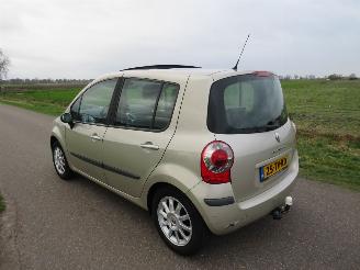 Renault Modus 1.6 16v Automaat  91.000km nap 5drs Mpv Airco  [ van opa geweest picture 22