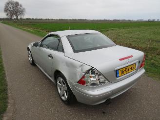 Mercedes SLK 200 SLK Cabrio  232.000km Nap  topstaat  parkeerschade picture 12
