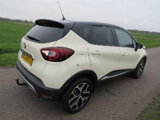 Avarii autoturisme Renault Captur 0.9 TCE 75.000km Nap 90pk Intens 11-2017 Camera Navigatie Clima  [ nieuwstaat 2017/11