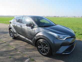 Toyota CH-R 1.8 Aut Hybride Premium  Electrische / Benzine  2017 Leer Camera .Navigatie picture 8