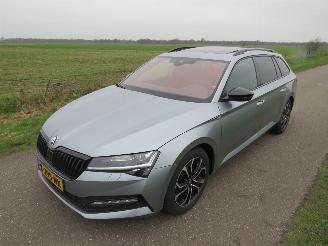 Skoda Superb Combi 1.5 TSI 150pk Automaat  ACT Sportline Busines schuifdak leer  camera navigatie picture 27